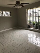 8207 Rockhill St in Houston, TX - Building Photo - Building Photo