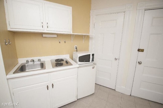 868 Beacon St-Unit -Apt 9 in Boston, MA - Building Photo - Building Photo