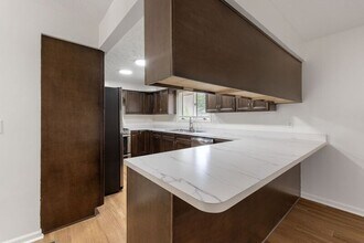 1360 Yorkland Rd in Columbus, OH - Building Photo - Building Photo