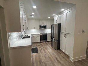 4013 Morman Ln in Addison, TX - Building Photo - Building Photo