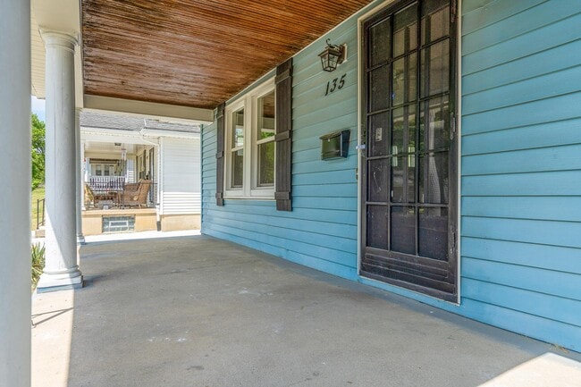 135 W Hudson Ave in Dayton, OH - Building Photo - Building Photo