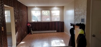 60 Donna Dr, Unit A1 in New Haven, CT - Building Photo