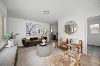 1510 W 52nd St in Los Angeles, CA - Foto de edificio - Building Photo