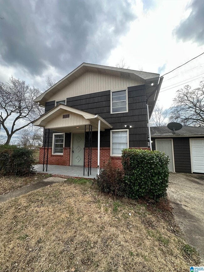 property at 1220 Skyline Dr