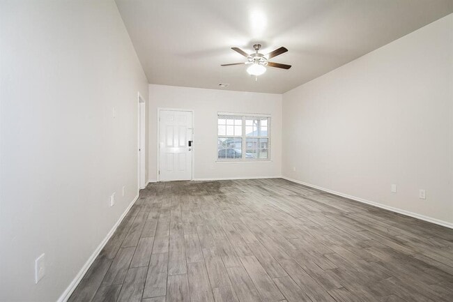 1317 Granite Ln in Noble, OK - Building Photo - Building Photo