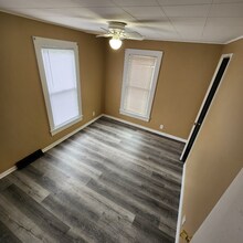 1109 E 15th St in Sterling, IL - Building Photo - Building Photo