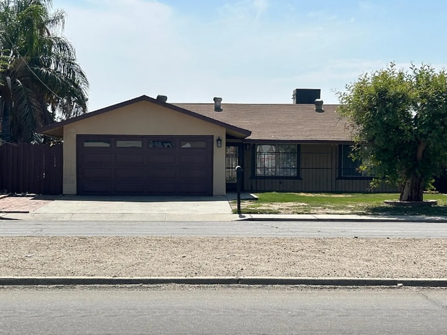 property at 41 White Ln