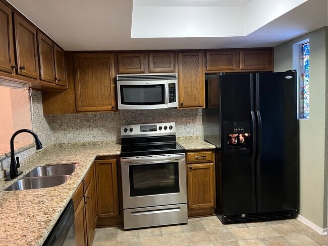 property at 4444 Victory Dr