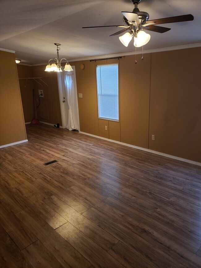 7310 Pineview Dr photo'