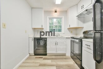 42 Greenwood Cir in Toccoa, GA - Building Photo - Building Photo