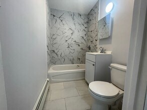 134 Grant Ave, Unit 2B in Jersey City, NJ - Building Photo - Building Photo