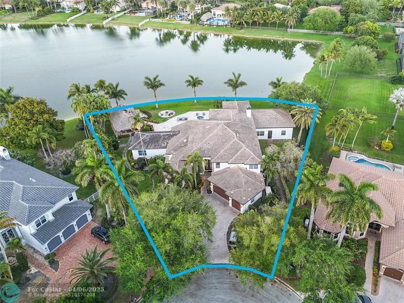 3004 Lake Point Pl in Davie, FL - Building Photo