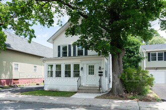 57 Germania St in Southington, CT - Building Photo - Building Photo