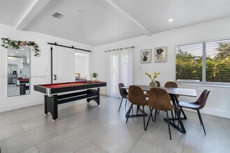 9518 N Miami Ave in Miami Shores, FL - Foto de edificio - Building Photo