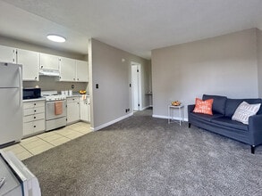 Katie Court Apartments in Las Vegas, NV - Building Photo - Building Photo