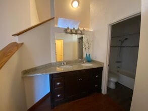 29723 Windsong Ln in Agoura Hills, CA - Building Photo - Building Photo