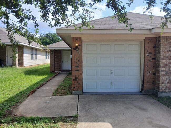property at 13655-13657 Biggs St