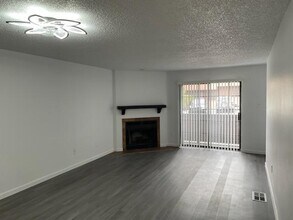 1855 Girard Blvd NE in Albuquerque, NM - Building Photo - Building Photo
