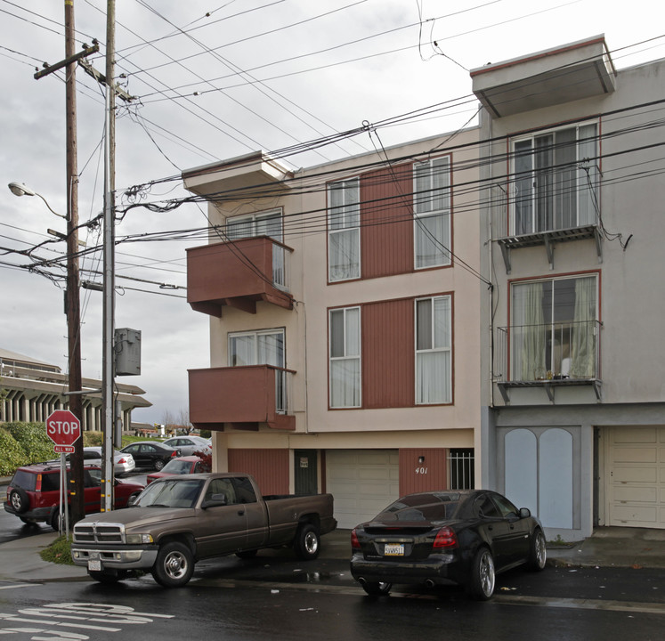 401 90th St in Daly City, CA - Foto de edificio