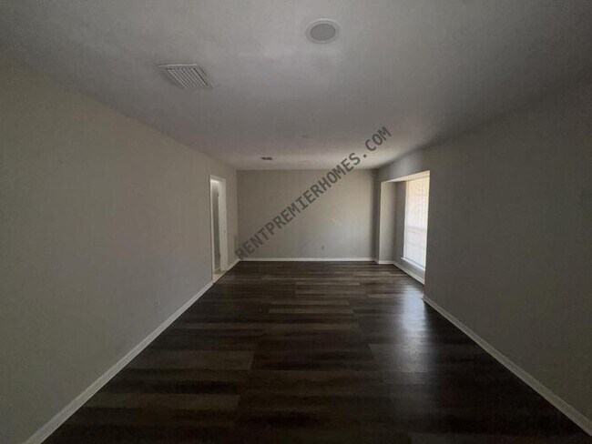 403 Mistywood Dr in Houston, TX - Building Photo - Building Photo