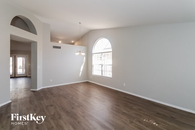 1214 E Grovers Ave in Phoenix, AZ - Foto de edificio - Building Photo