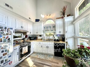 504 Long Point in Chesapeake, VA - Building Photo - Building Photo