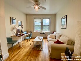 55 Lanark Rd in Boston, MA - Building Photo