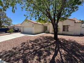 4615 Split Rock Dr in North Las Vegas, NV - Building Photo