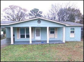 9216 W 6th St in Little Rock, AR - Building Photo