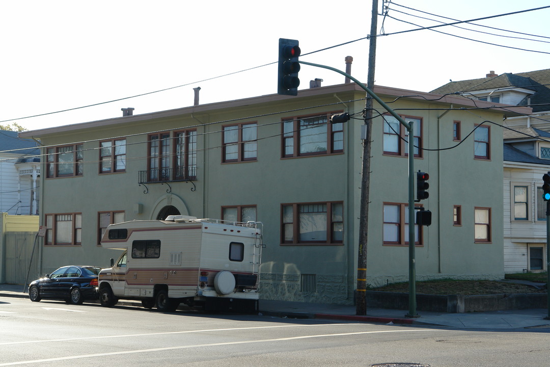 727-733 35th St in Oakland, CA - Building Photo