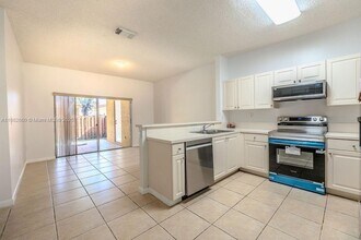8117 NW 199th Terrace in Hialeah, FL - Building Photo - Building Photo