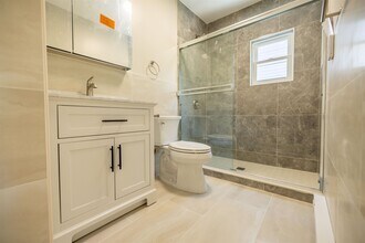 13 Boyd Ave in Jersey City, NJ - Building Photo - Building Photo