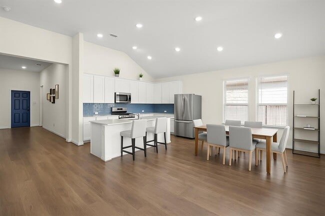 104 Camella St in Liberty Hill, TX - Building Photo - Building Photo