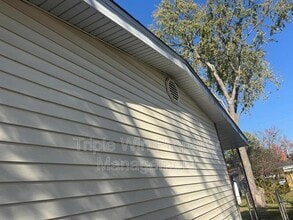 775 Crabapple Ln in Florissant, MO - Building Photo - Building Photo