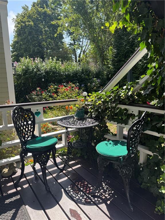 property at 5 Whitwell Ave