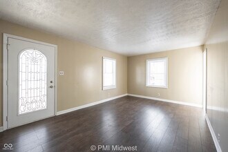 4565 Brookville Rd in Indianapolis, IN - Building Photo - Building Photo