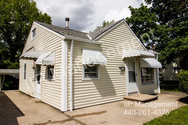 property at 12612 Erwin Ave