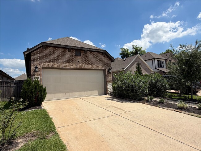 property at 10727 Bridgeport Path Ct