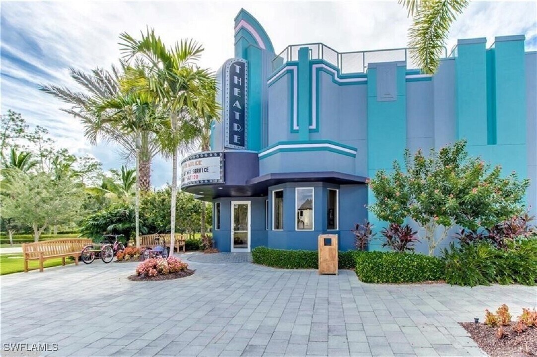11845 Palba Way in Ft. Myers, FL - Foto de edificio