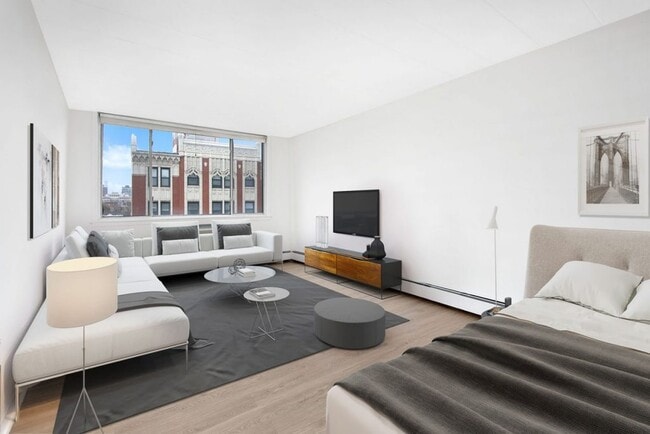 500 W. Belmont in Chicago, IL - Building Photo - Building Photo