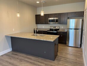 81 S Third St-Unit -f25917e6-4ce0-11ee-b85d-0a37702c7708 in Mount Wolf, PA - Building Photo - Building Photo
