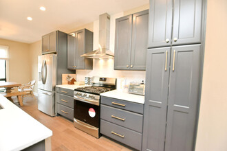 1418 Parkview Loop N in South Bend, IN - Building Photo - Building Photo