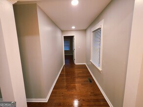 1961 Browns Mill Rd SE in Atlanta, GA - Building Photo - Building Photo