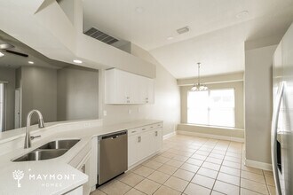 2614 Vinedale Ave in Valrico, FL - Building Photo - Building Photo