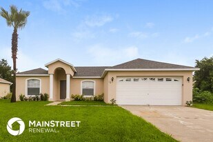 15 Sawfish Ln in Poinciana, FL - Building Photo