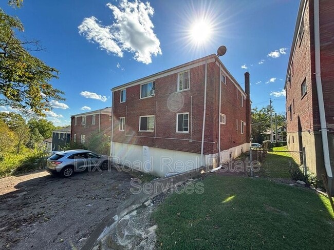 3186 Saffer St in Cincinnati, OH - Building Photo - Building Photo