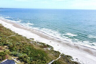 105 Garden Beach Ln in Cape Canaveral, FL - Building Photo - Building Photo