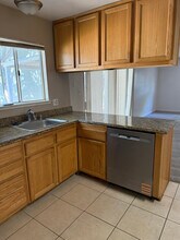 3901 Avante Way in Sacramento, CA - Building Photo - Building Photo