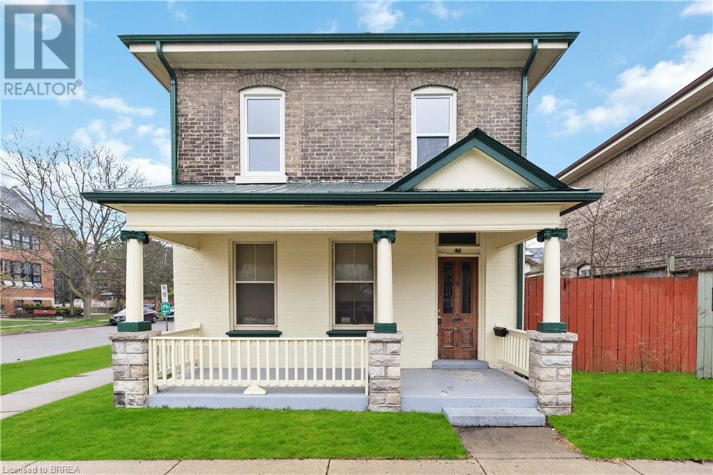 55 Richmond St in Brantford, ON - Building Photo