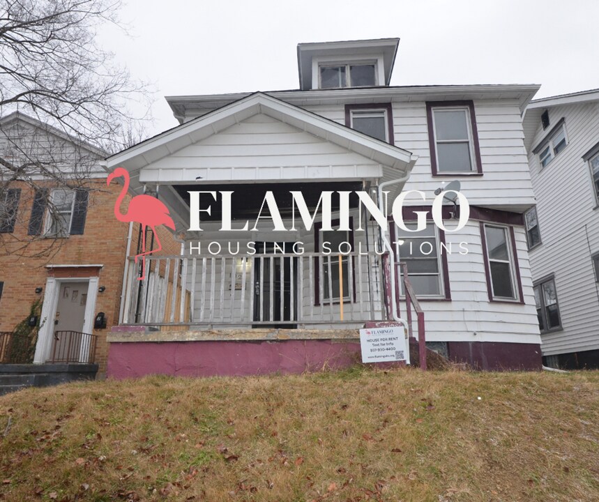 1021 Cumberland Ave in Dayton, OH - Building Photo